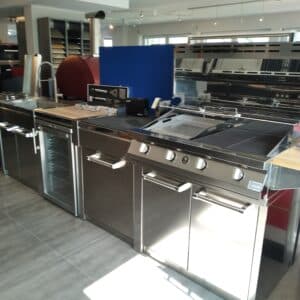 Cuisine extérieure d'expo STEEL - 30%